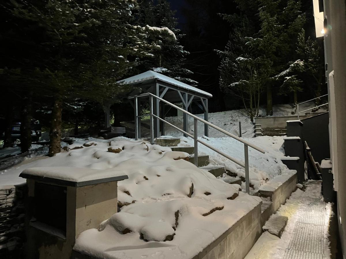 Hillside No. 18 Apartment Loučná pod Klínovcem Екстериор снимка